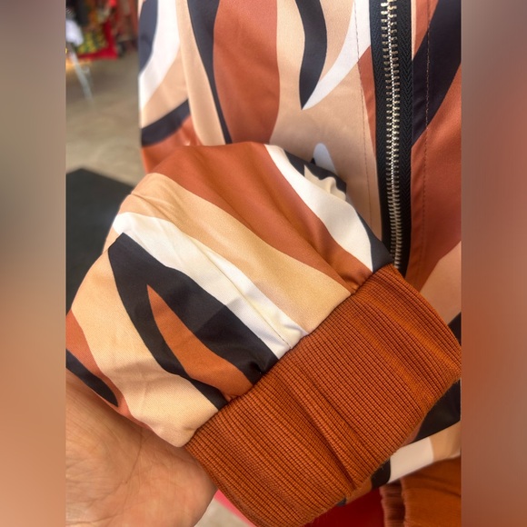 Brown soft jacket - Picture 4 of 4